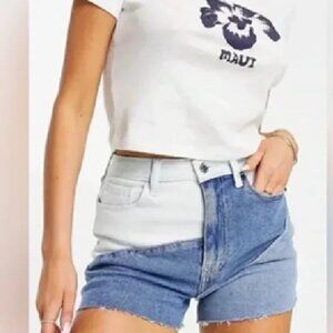 Hollister Ultra High-Rise Mom Jean Shorts Size 13 3" Inseam Women's Patchwork